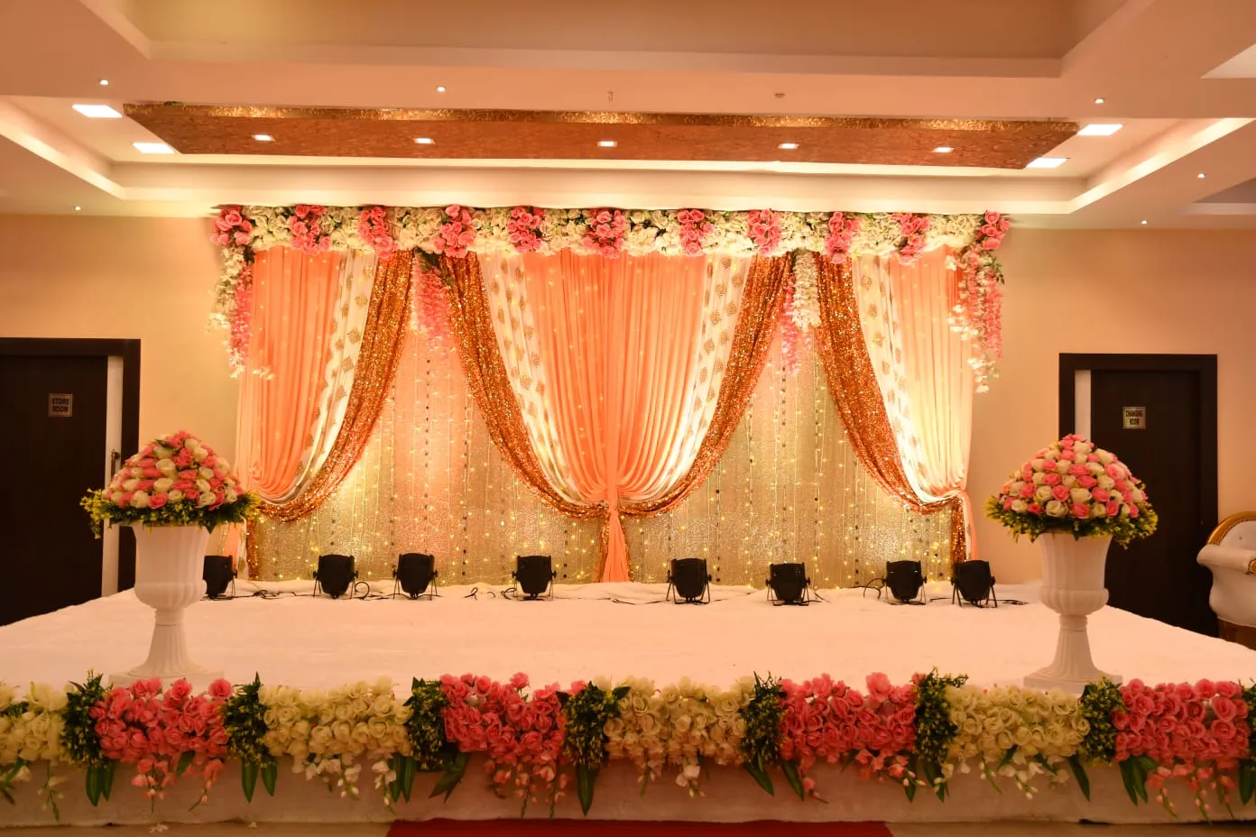 Wedding Venue in Mira Road — Maharaja Banquet Hall grand wedding reception setup